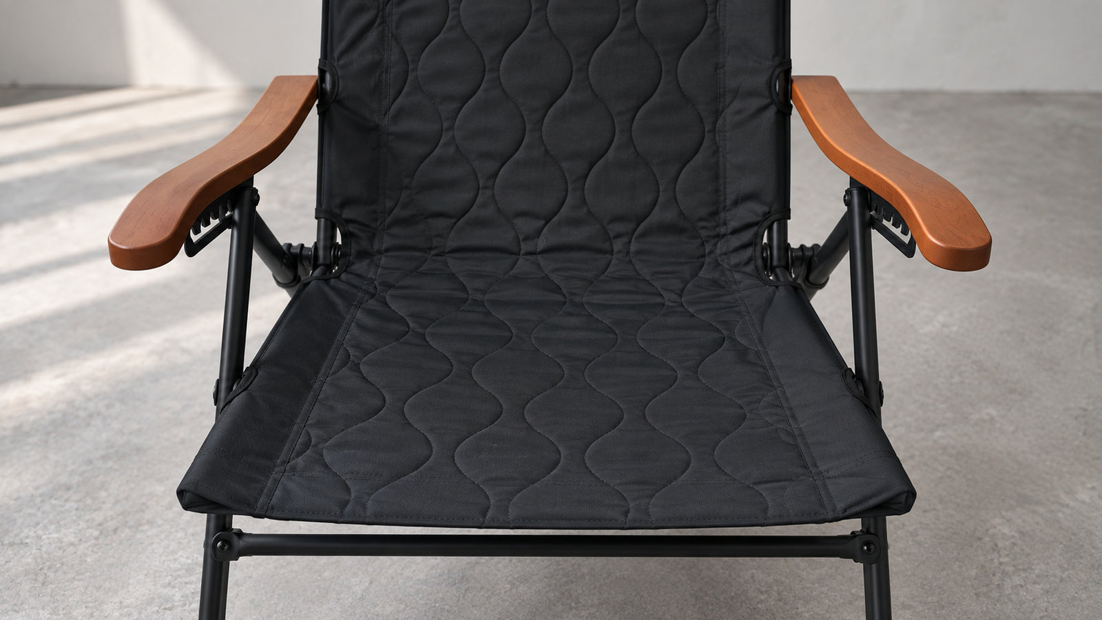 UJack 難燃リクライニングローチェア VER.2 ABYSS CHAIR 予約早期割】難燃リクライニングローチェア Ver.2 abyss chair（アビス